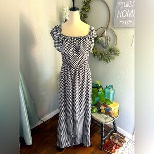 Cold shoulder gingham maxi dress